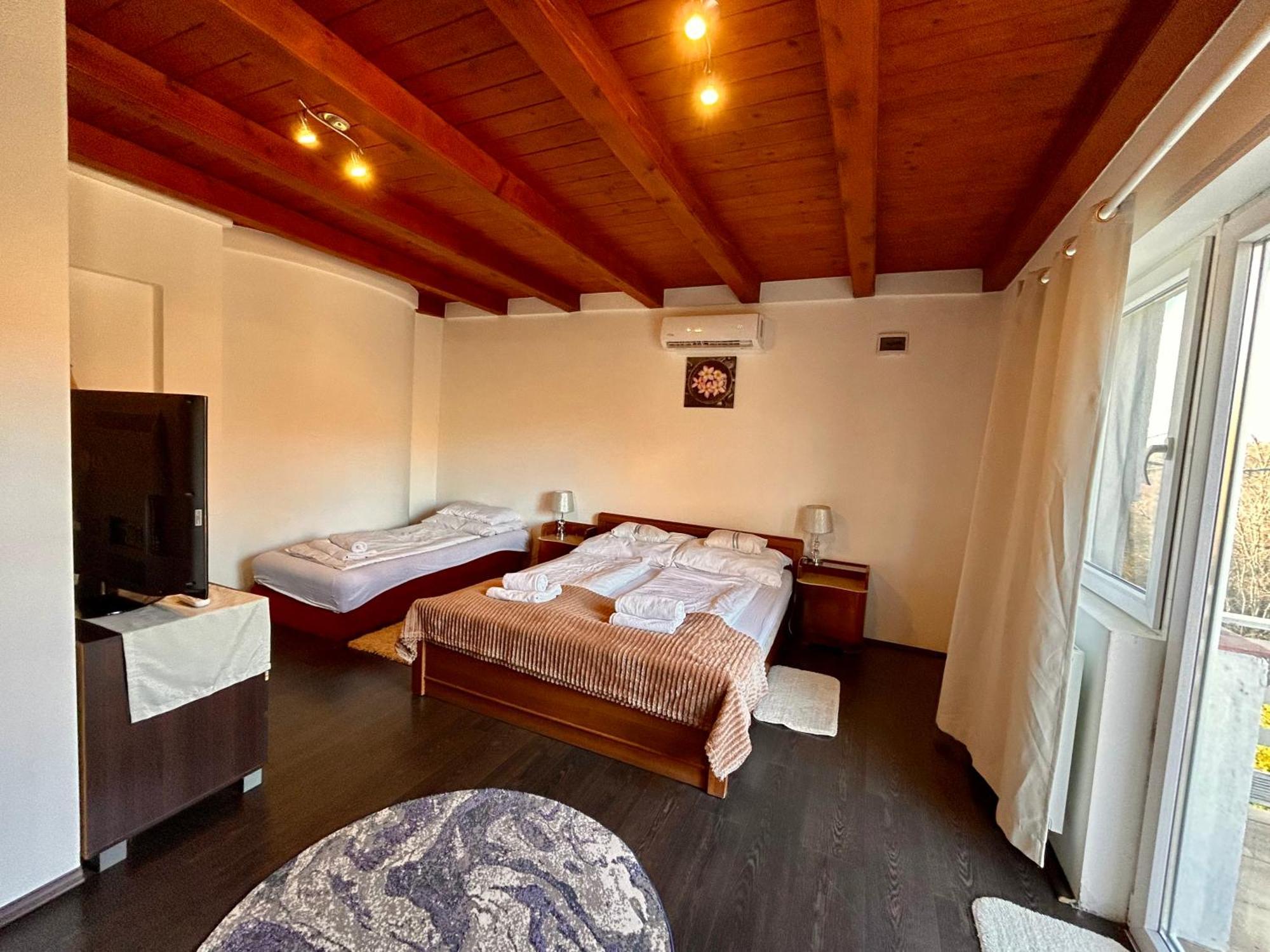 Villa Somlyo Fot Εξωτερικό φωτογραφία